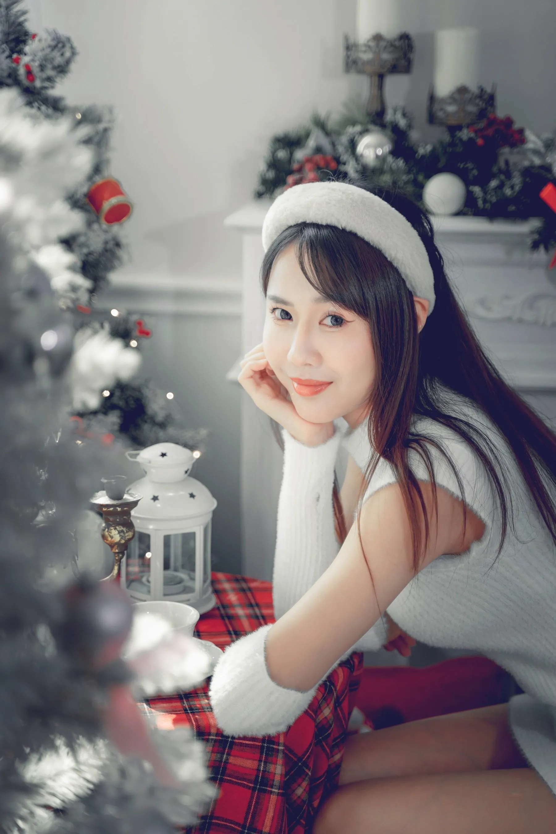 [YITUYU艺图语]2021.12.21 圣诞少女 lin [42P]插图2